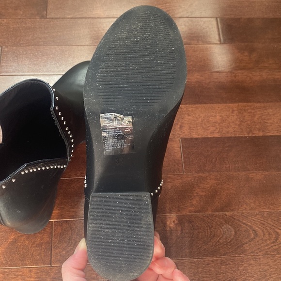 H&M Studded detail black booties Size 37 - Picture 5 of 5